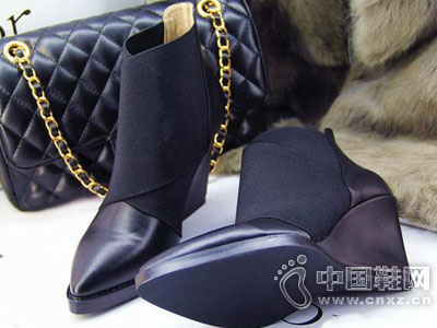 亿邦女鞋2015新款产品