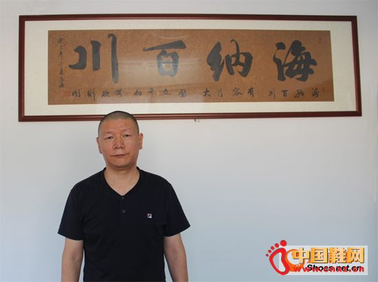 奥斯奔鞋业有限公司总经理邓文波