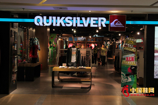 QuiksilverCEOCFO ɼ۱16%