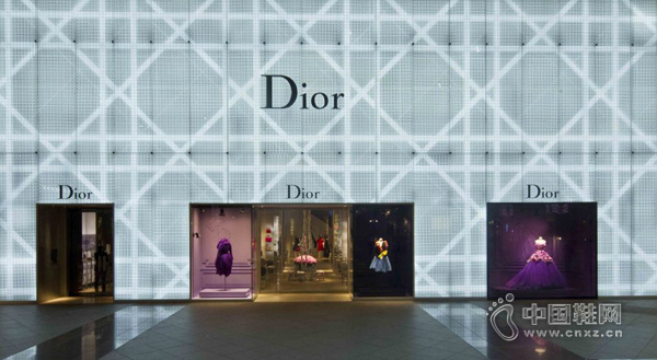 ֪ǰйݳƷгһƬԵ״̬ܶݳƷƷΪҵҲ4¿ʼ˴۽۴ʩеĴƻر˲ٵй̡Դ˾ϰ(Dior)ŵҵû½15.8%ϰ֮סҵҲĲֲйأⲻ̺֮صϰֽפô׼ŵꡣ