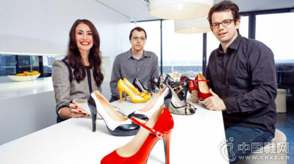 Shoes of PreyϴʼJodie FoxMike KnappMichael Fox