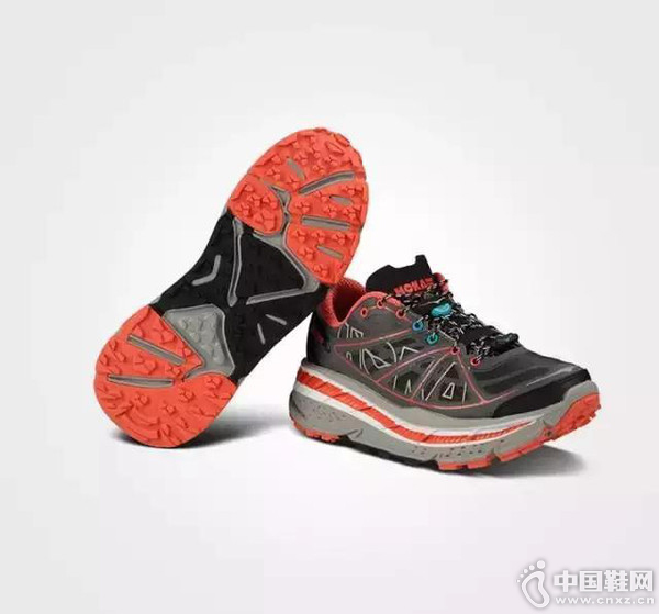 Hoka One One Stinson 3