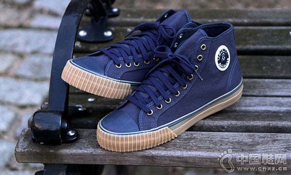 New BalanceƷPF Flyers