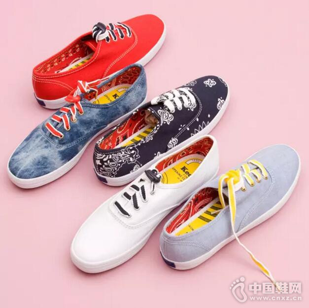 Keds  Opening Ceremony ĺ