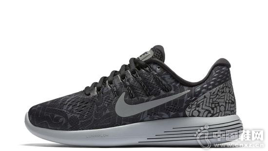 Nike LunarGlide 8Ь