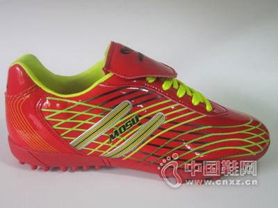 魔速足球鞋2015新款产品